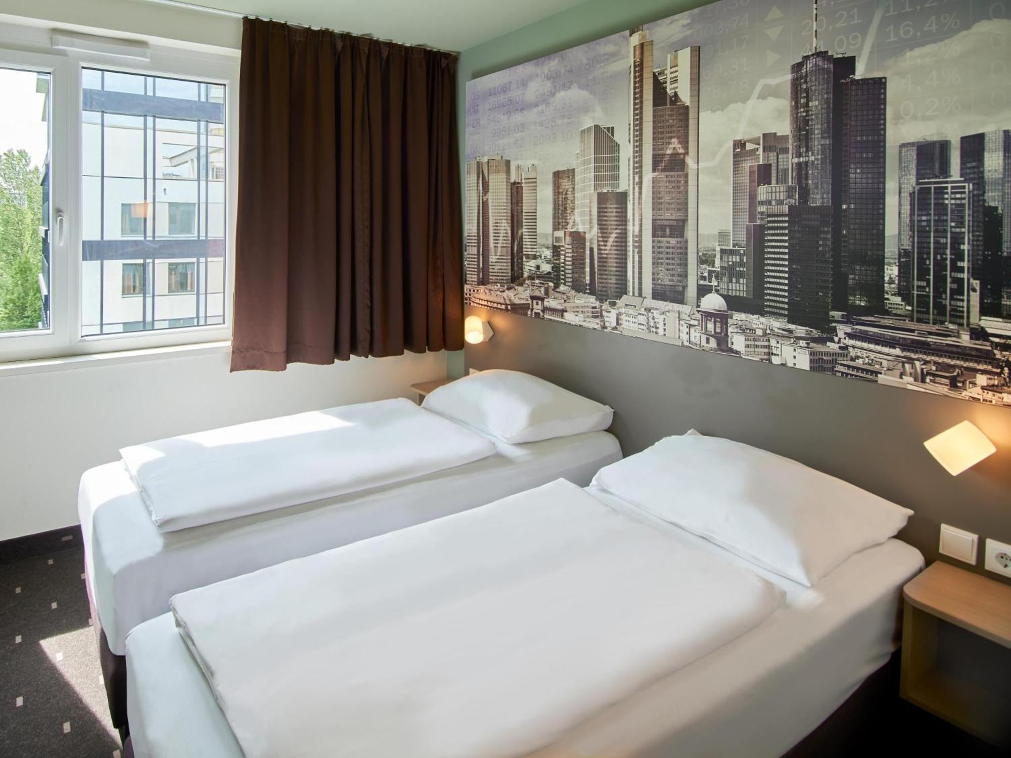 B&B Hotel Frankfurt-West Eschborn Buitenkant foto