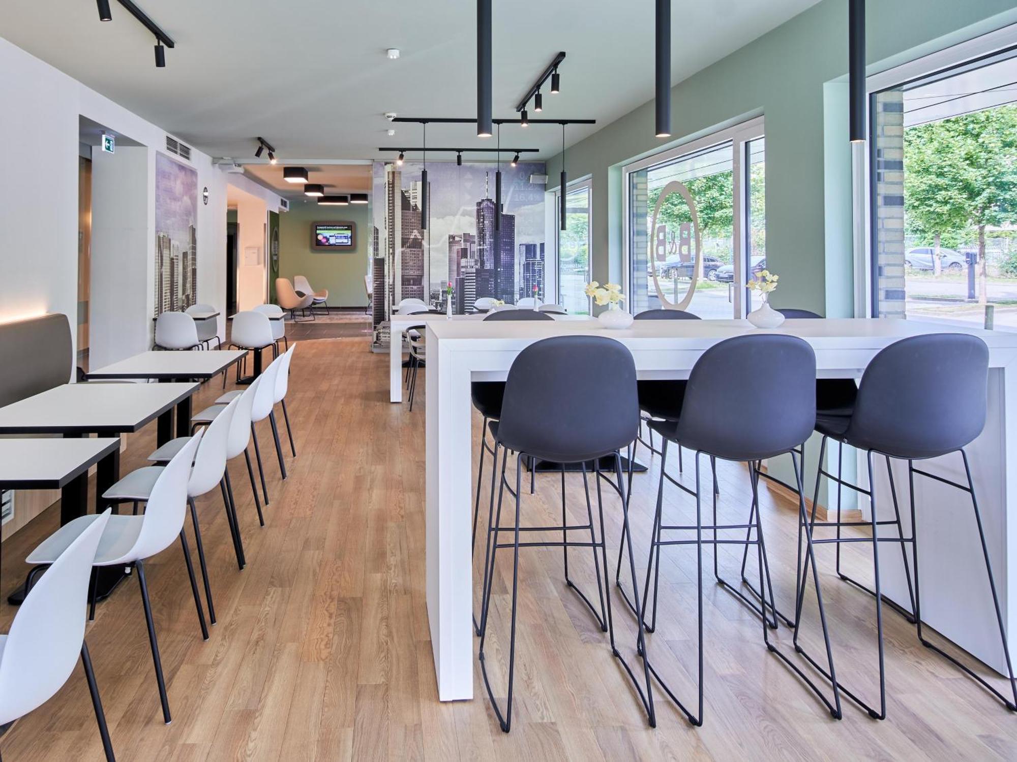 B&B Hotel Frankfurt-West Eschborn Buitenkant foto