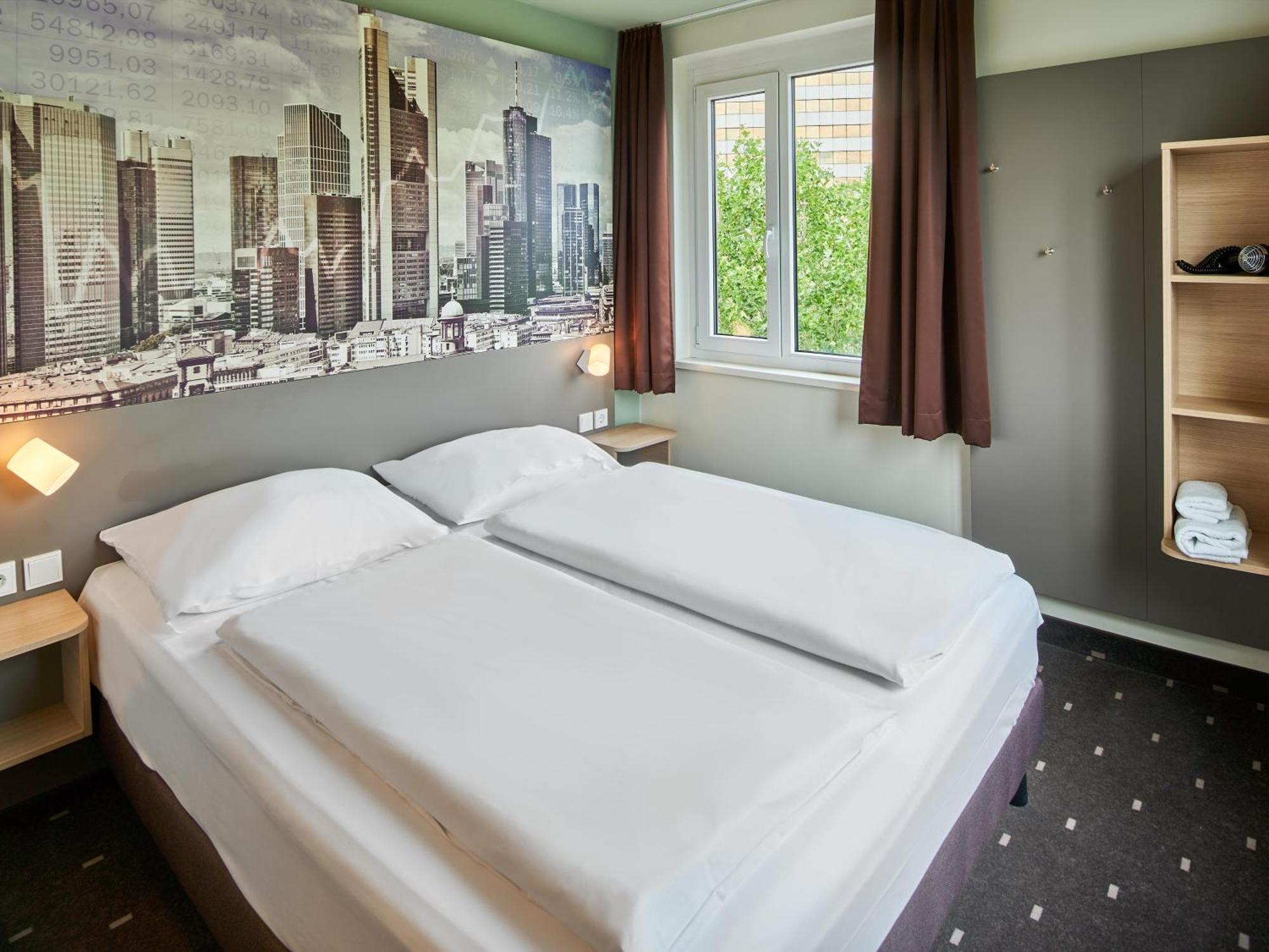 B&B Hotel Frankfurt-West Eschborn Buitenkant foto